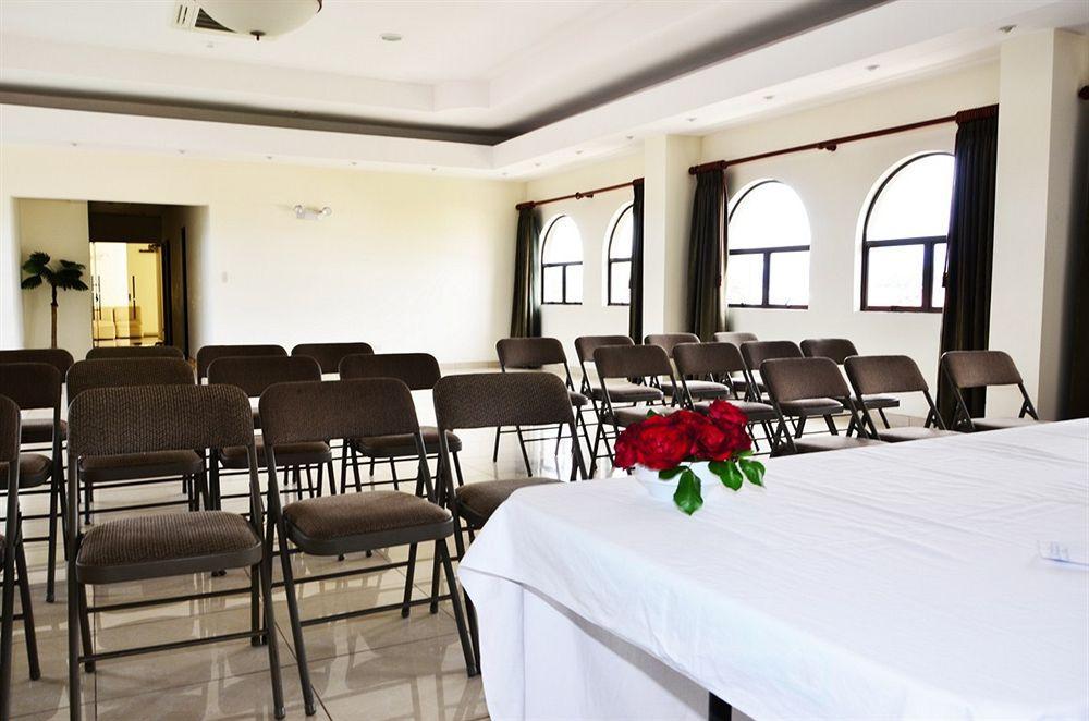 Hotel Plaza Real Suites & Apartments San Jose מראה חיצוני תמונה