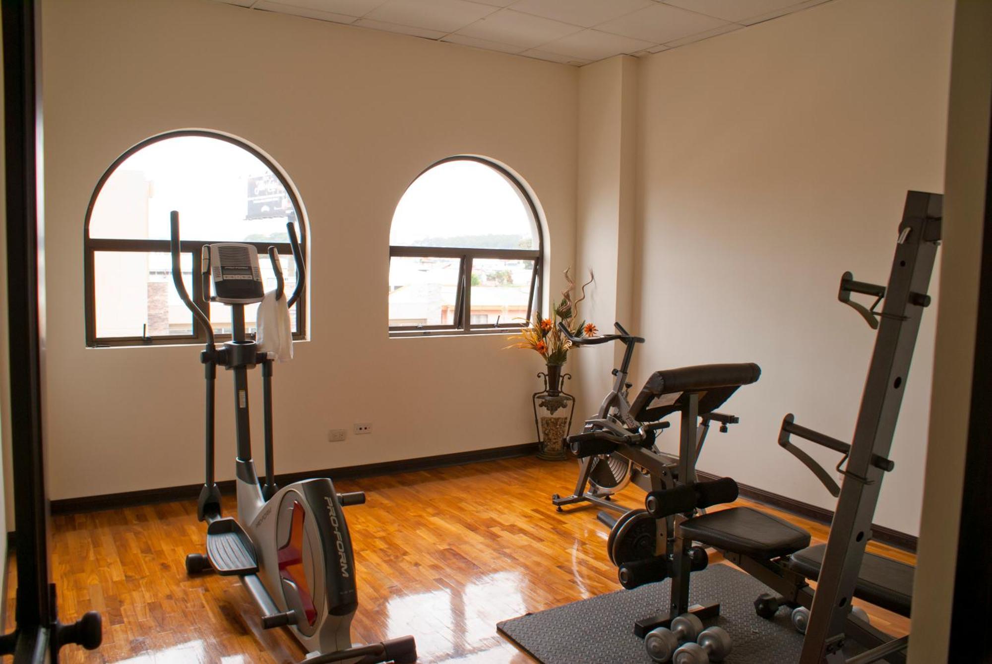 Hotel Plaza Real Suites & Apartments San Jose מראה חיצוני תמונה