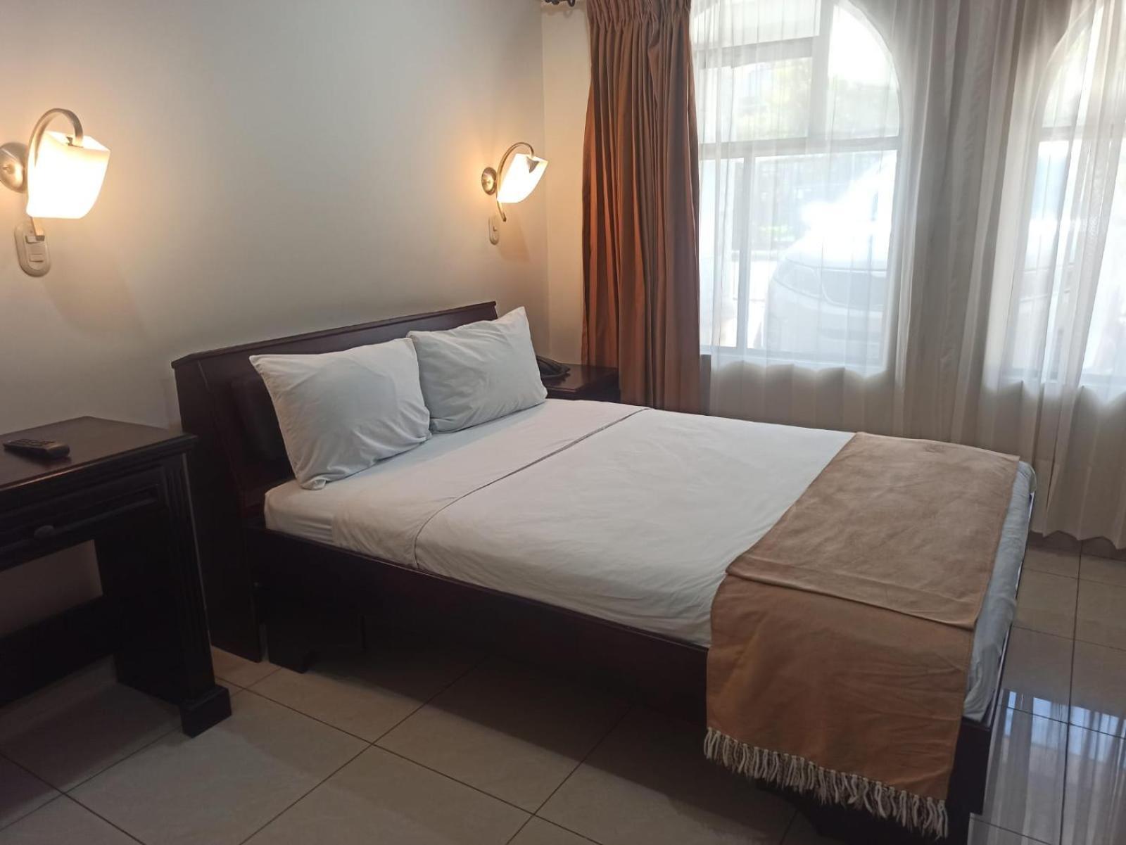Hotel Plaza Real Suites & Apartments San Jose מראה חיצוני תמונה
