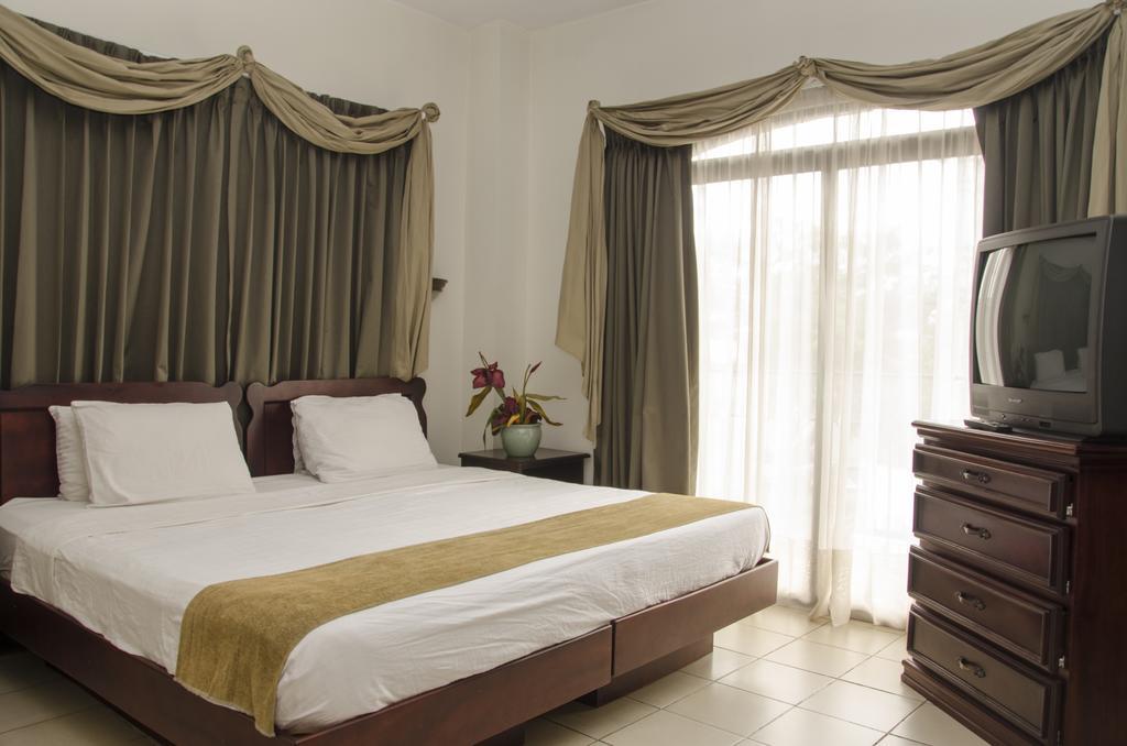 Hotel Plaza Real Suites & Apartments San Jose מראה חיצוני תמונה