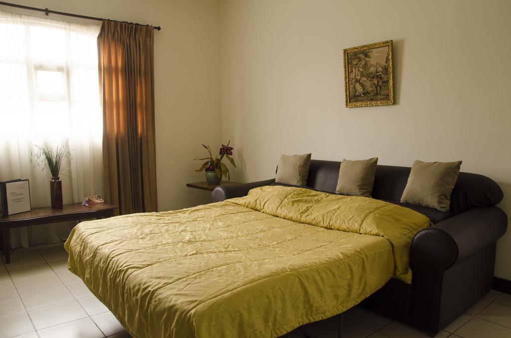 Hotel Plaza Real Suites & Apartments San Jose מראה חיצוני תמונה